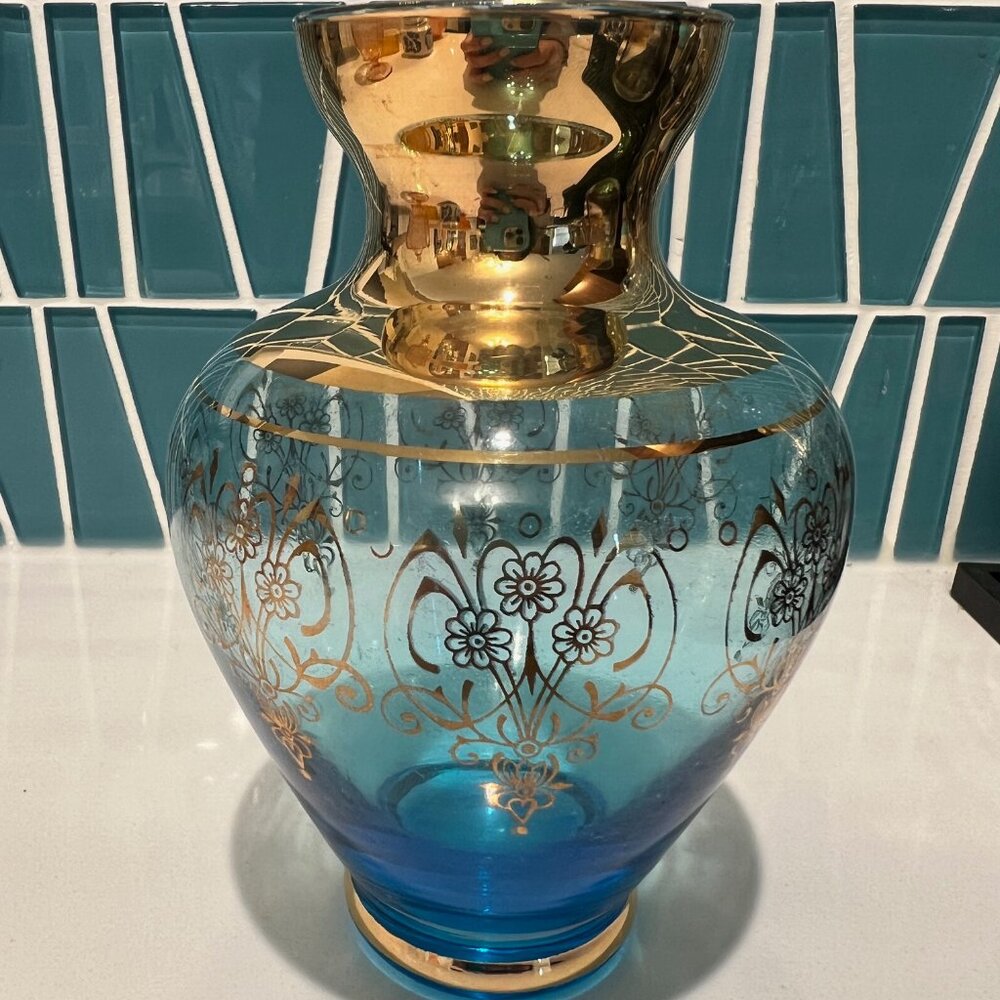 Murano Ferro & Lazzarini Vase, Aqua Blue Glass with 24K Gold Leaf 5"